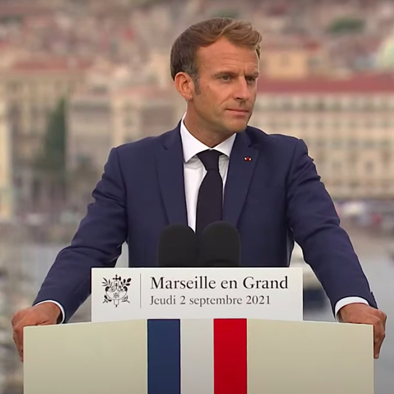 À Marseille, Emmanuel Macron a annoncé un investissement supplémentaire de 50 millions d'euros pour le pôle mère-enfant de l'hôpital de la Timone et la création d'une maison des femmes.