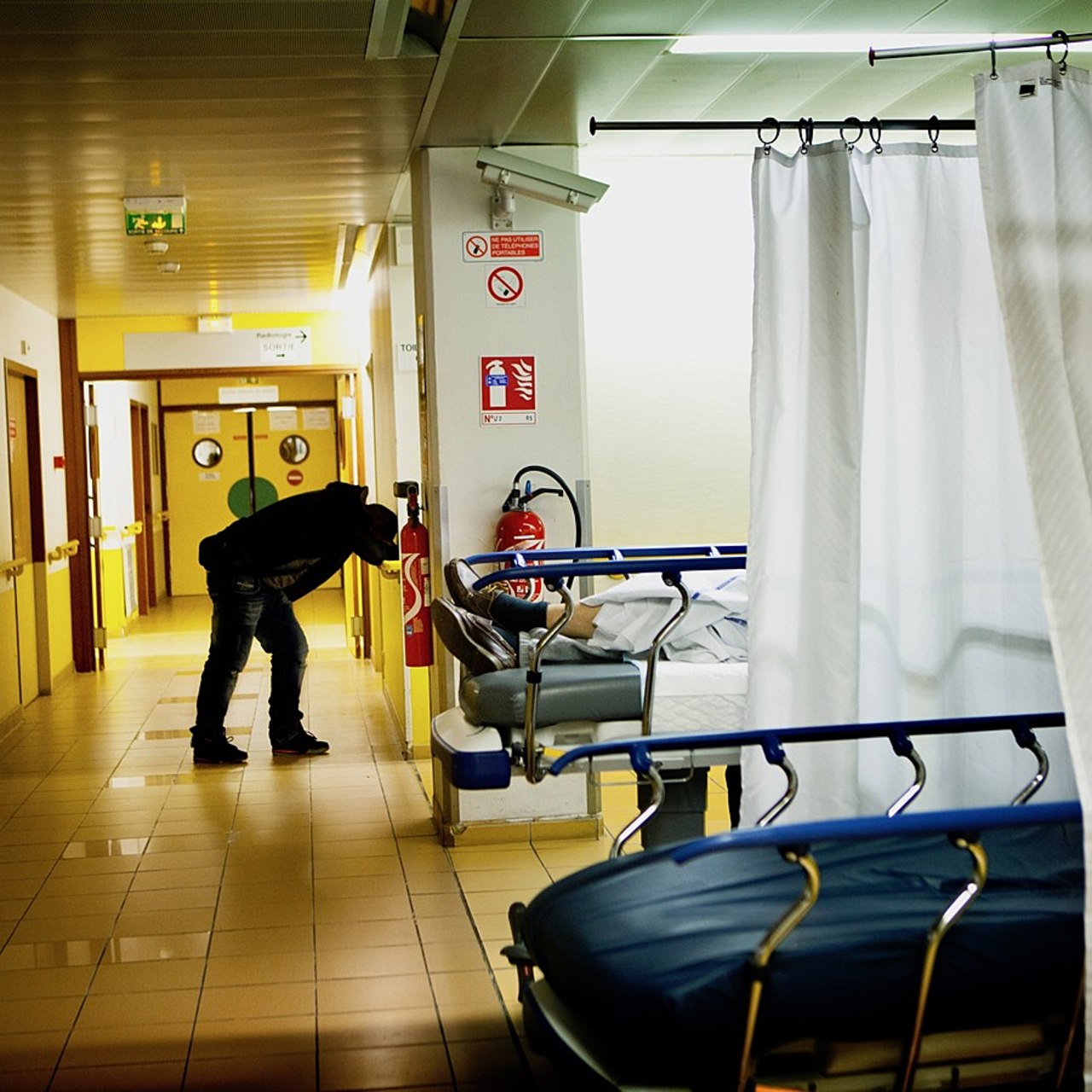 La reconstruction d'un service d'urgences s'avère un travail de long terme, explique le Dr Marc Noizet, à la tête des urgences de l'hôpital de Mulhouse. Elle s'inscrit "au minimum sur quatre à cinq ans".