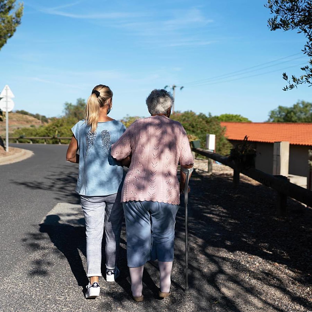 Le secteur des particuliers employeurs et de l'emploi à domicile va devoir recruter près de 800 000 personnes d'ici 2030.