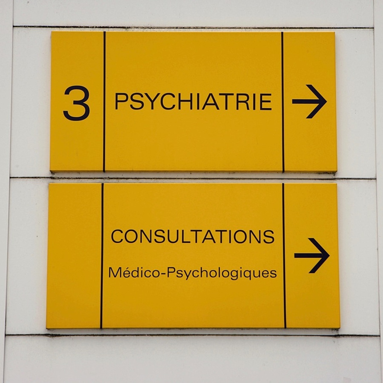 Dans le cadre de la réforme des autorisations, les conditions techniques de fonctionnement et d'implantation de l'activité en psychiatrie devraient être opposables début juin 2023.