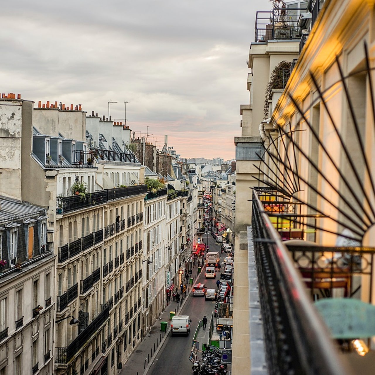 Le divergence d'analyse touche l'AP-HP mais pourrait très bien concerner d'autres hôpitaux. Pour attirer des agents, le CHU propose une offre de logements à loyer minoré. La chambre régionale des comptes y voit un avantage en nature. Or une telle déclaration ne peut qu'annuler l'effet d'attractivité d'une telle mesure.