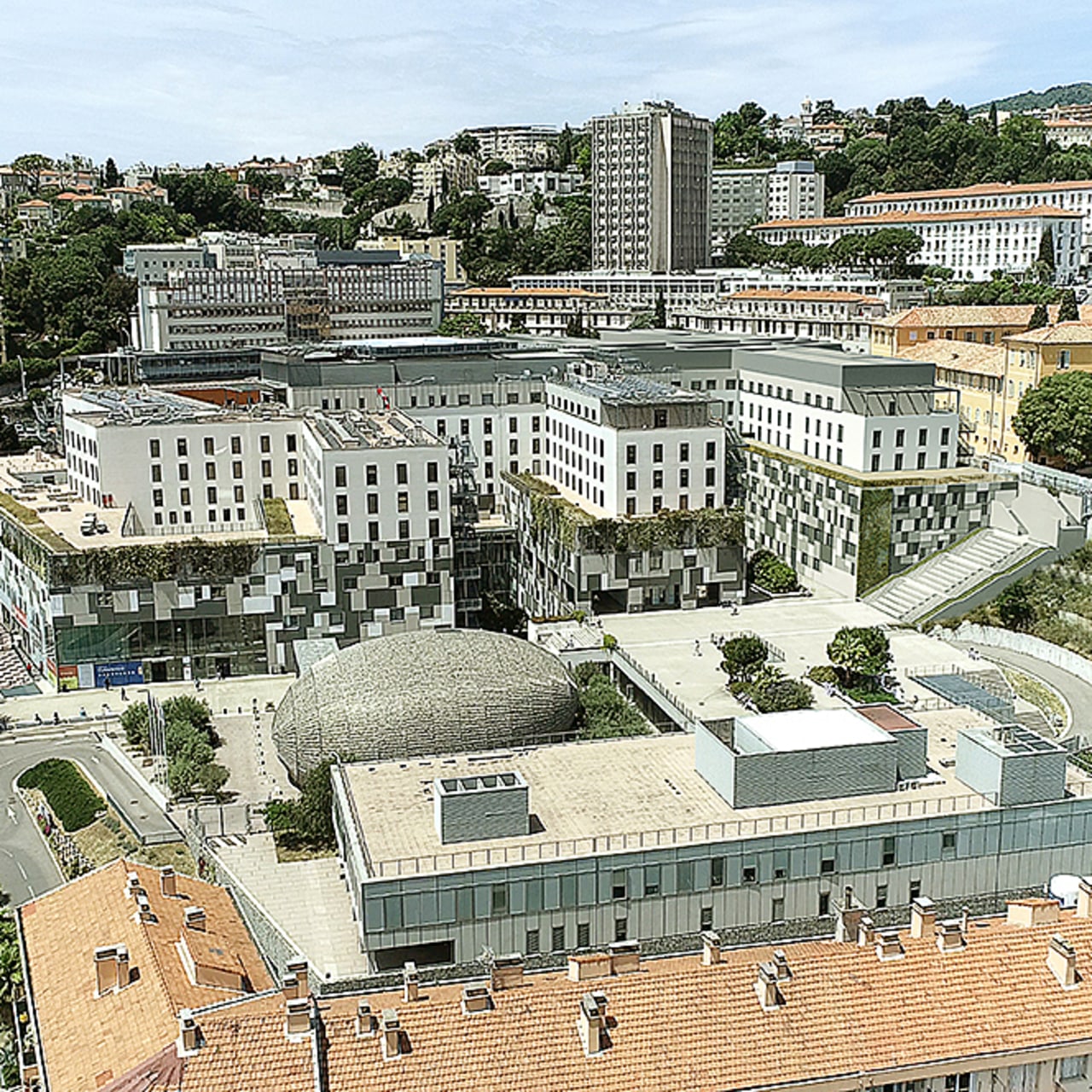 Il est nécessaire que le nouveau directeur du CHU de Nice soit un médecin, plaide le député LR des Alpes-Maritimes Éric Ciotti.