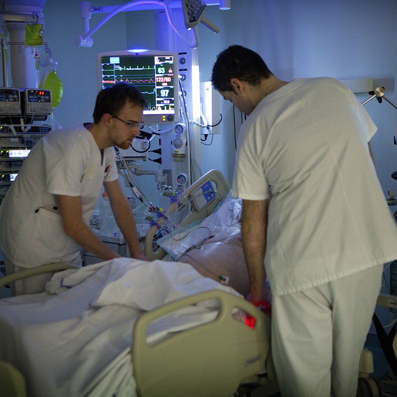 Une réflexion sur les modalités d'une meilleure valorisation du travail de nuit sera abordée à la rentrée.