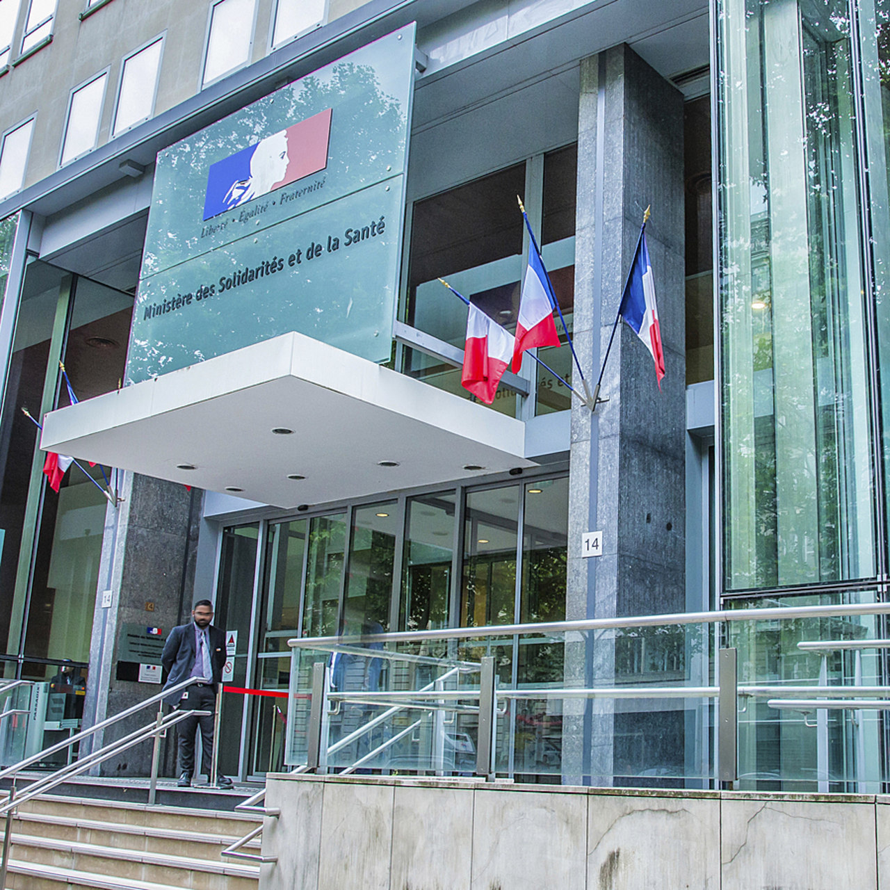 Sur des sujets aussi divers que la reconfiguration des directions et agences sanitaires ou encore la pénibilité du travail de nuit, plusieurs missions sont en cours de lancement au ministère de la Santé et de la Prévention. (Humbert/BSIP)