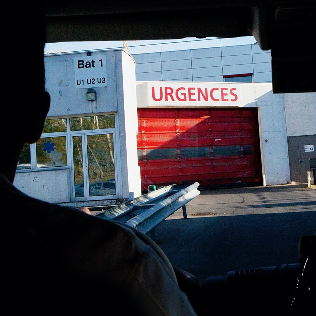 Pour l'Igas, la régulation de l'accès aux urgences s'avère "une réponse de bon sens". Aucun événement indésirable directement lié n'a d'ailleurs été rapporté. Toutefois, les données restent trop lacunaires pour envisager de pérenniser le dispositif. (Amélie-Benoist/Image Point FR/BSIP)