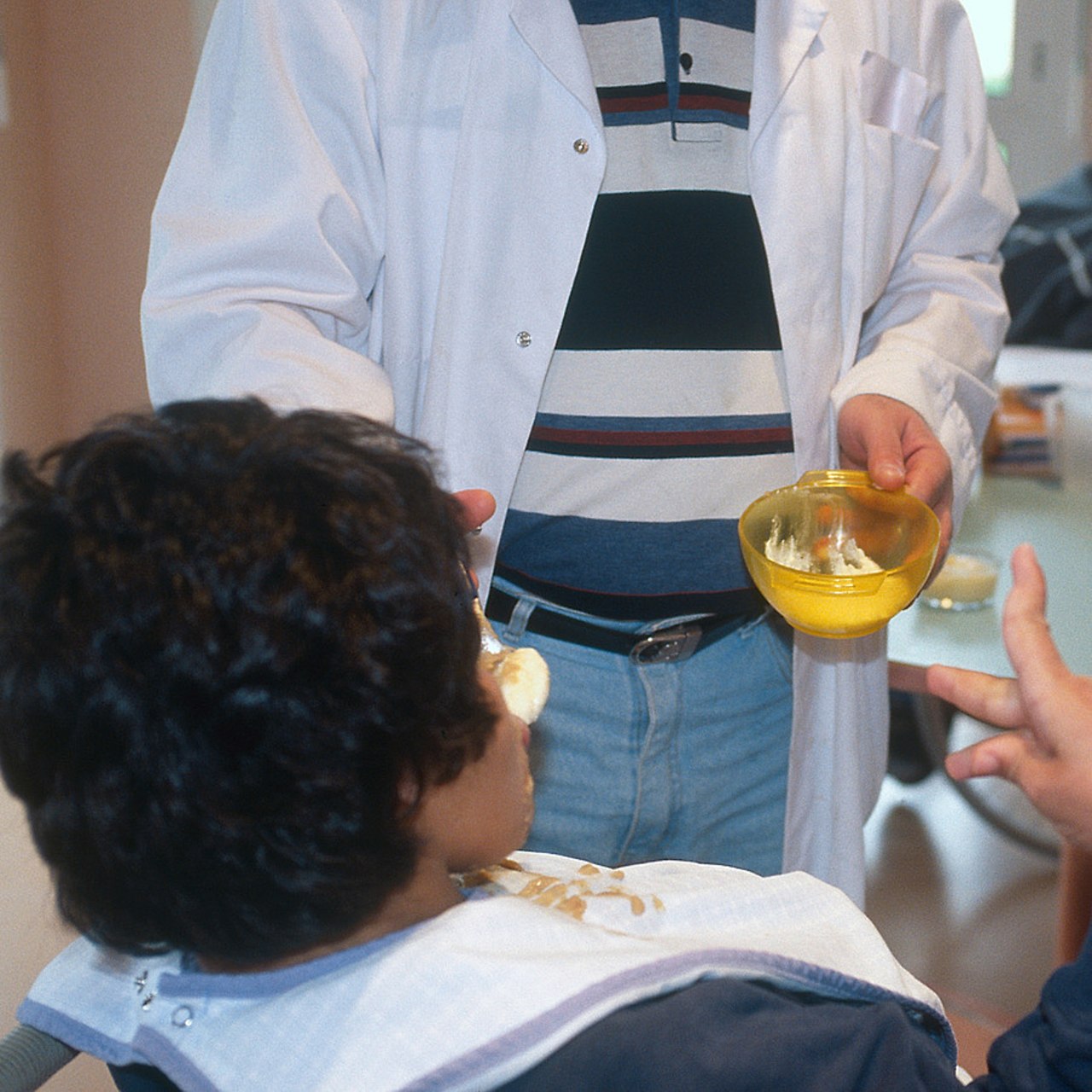 Le cumul des comorbidités digestives et bucco-dentaires contribuent à la majoration de la sévérité du handicap. (Tirot/BSIP)