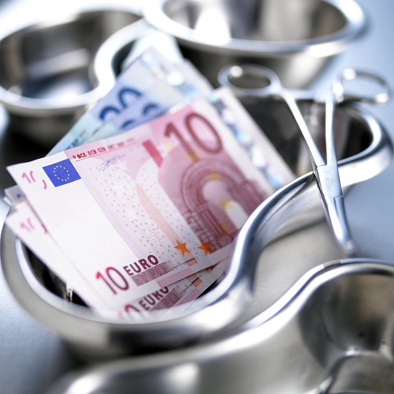 En cette fin d'année, les filières en tension (urgences et pédiatrie) sont notamment bénéficiaires de crédits dans le cadre de la 3e délégation annuelle. (SPL/Adam Gault/BSIP)