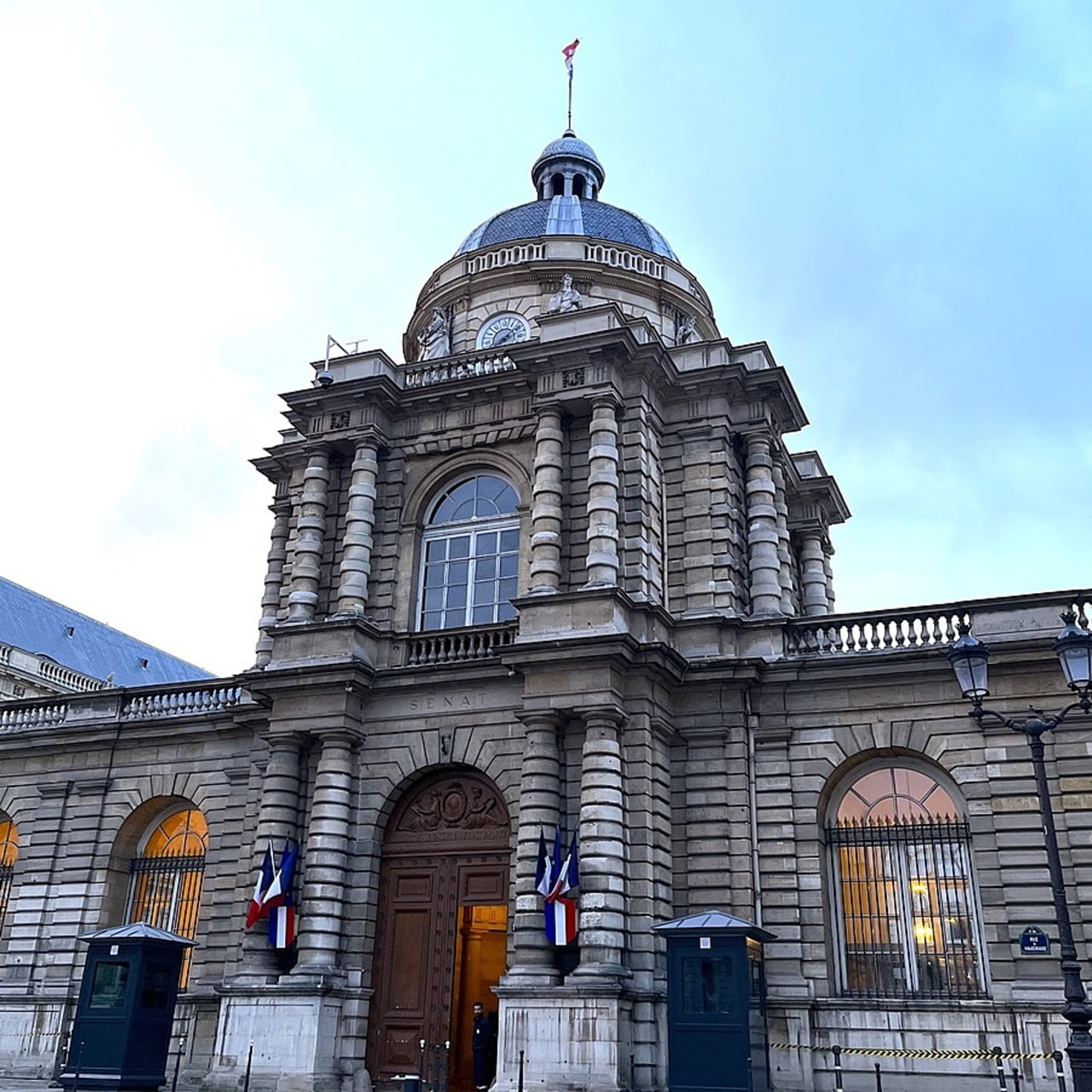 Le Sénat renouvelle la moitié de ses membres et la commission des affaires sociales pourrait être largement remaniée. Une trentaine d'élus de l'instance dédiée aux sujets en lien avec la santé et le médico-social remettent leur mandat en jeu. (Caroline Cordier/Hospimedia)