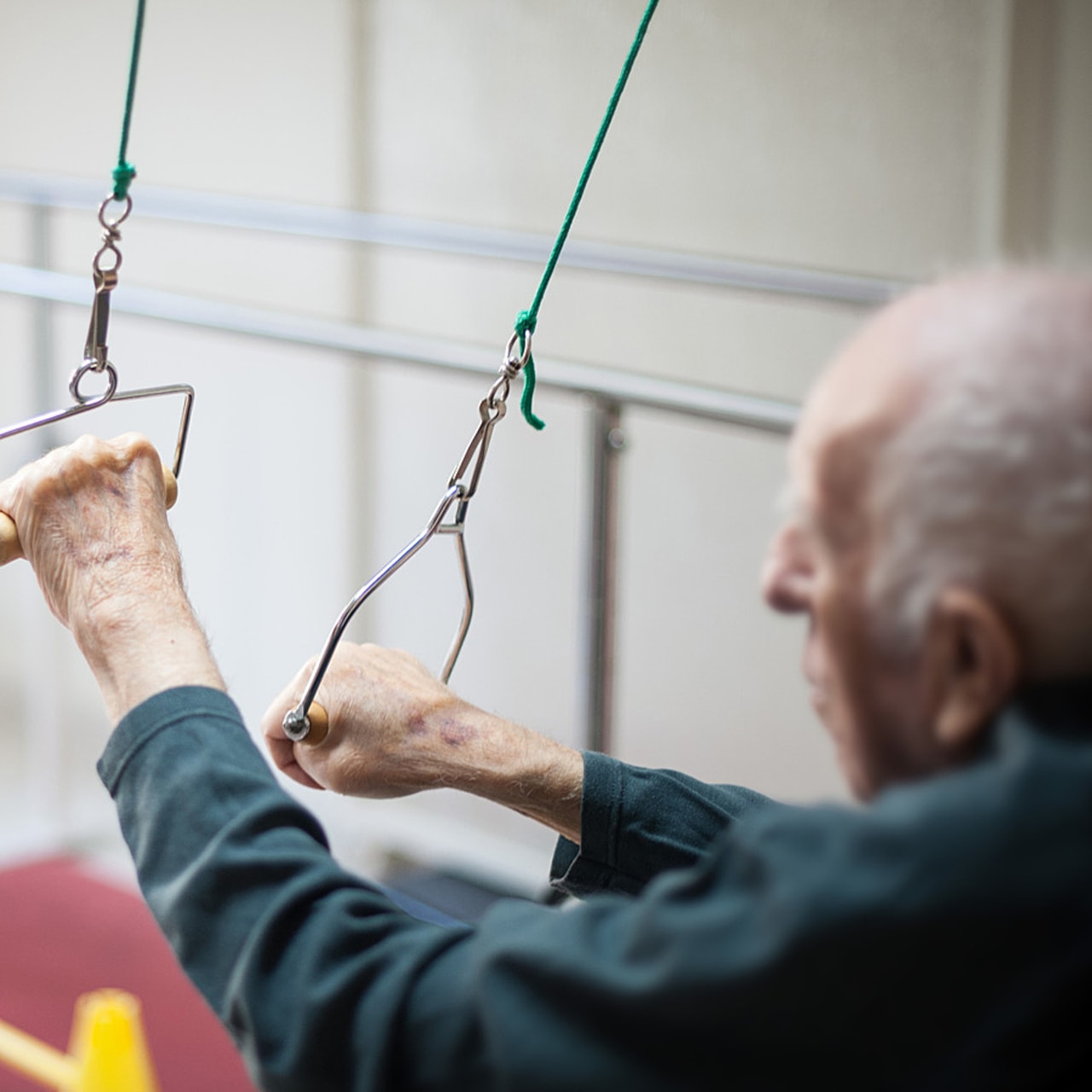 Le déploiement des activités physiques en Ehpad passera par les référents sport. (Albane Noor/BSIP)
