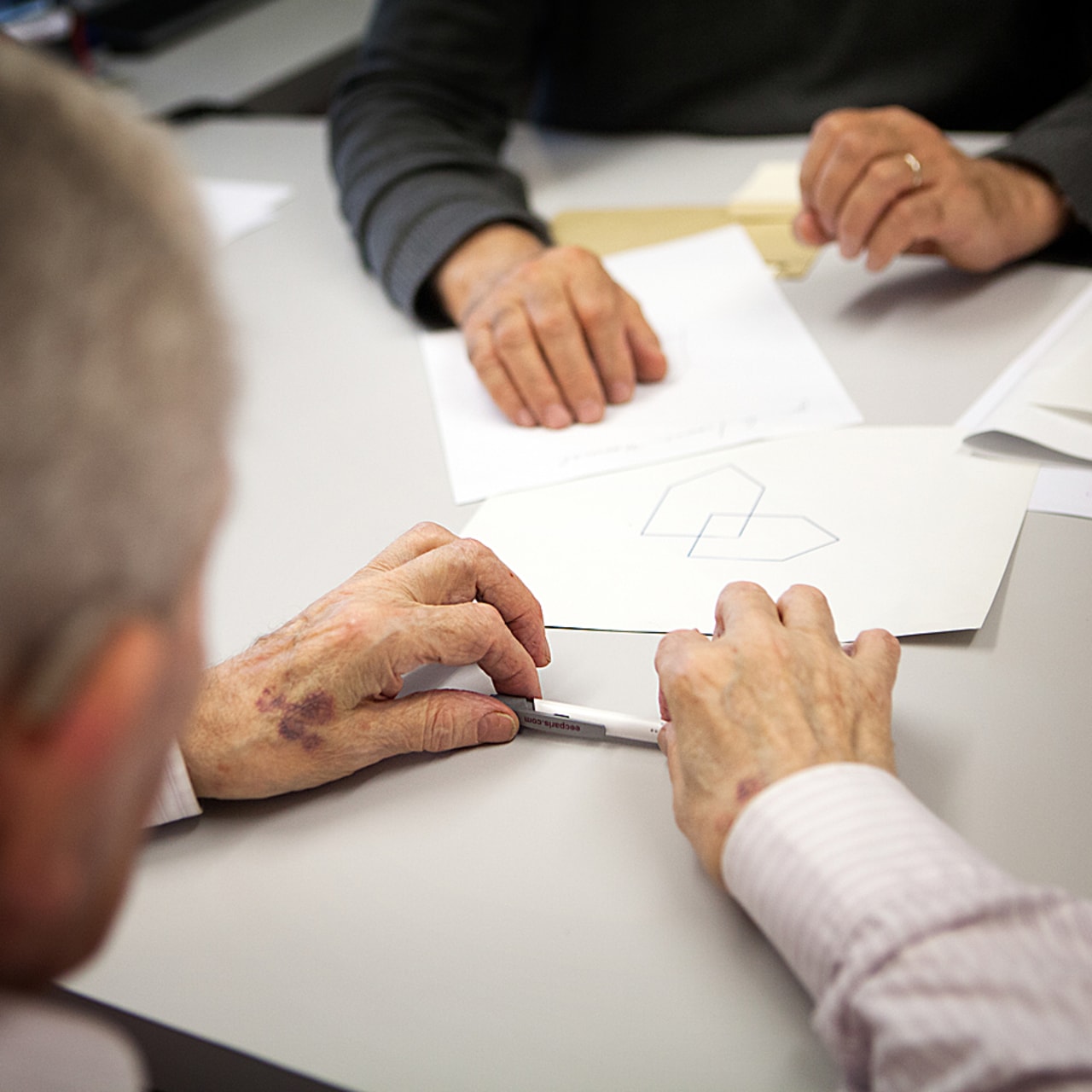 Les anticorps monoclonaux s'administrent à un stade précoce de la maladie et posent la question du diagnostic et des ressources disponibles. (Amélie Benoist/Image Point FR/BSIP)