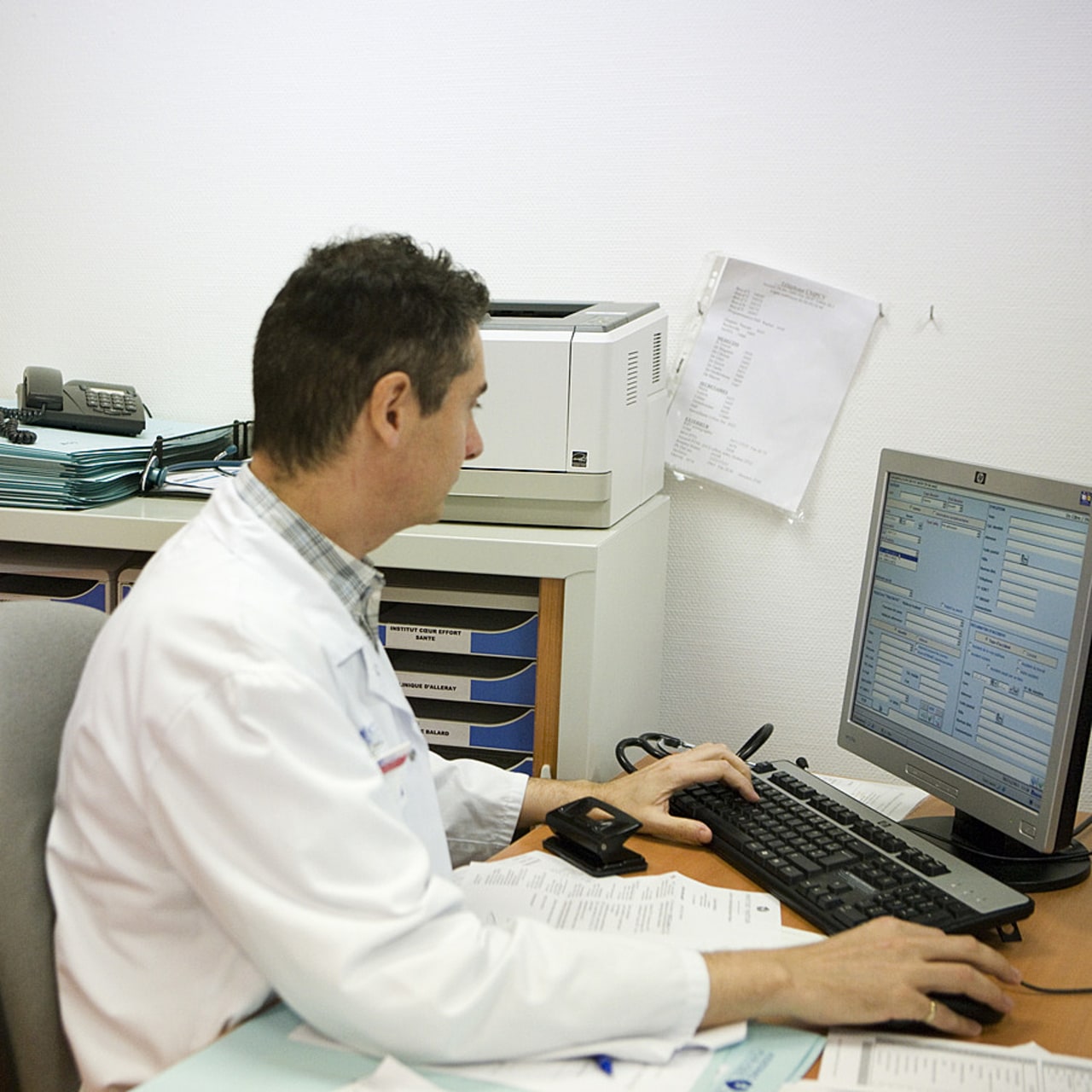 Le renforcement de la sécurité des logiciels métiers figure parmi les objectifs de la DNS. (Amélie Benoist/Image Point FR/BSIP)