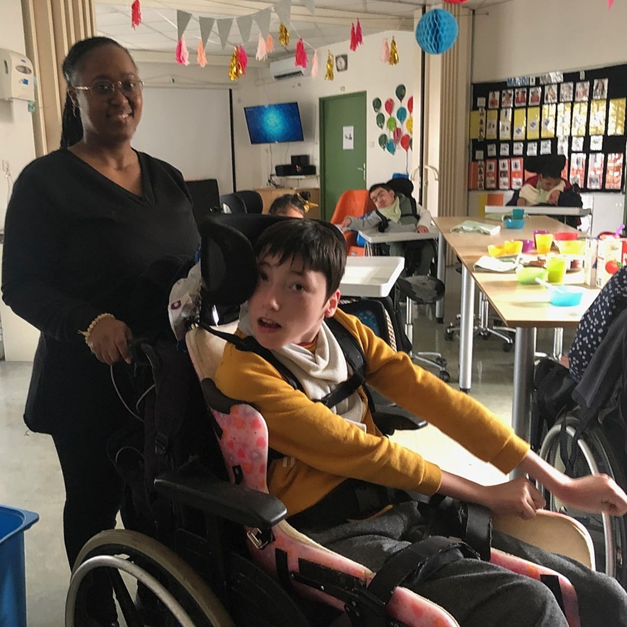 Dans la plateforme de Clairefontaine, chaque enfant bénéficie d'un programme individualisé. (Emmanuelle Deleplace/Hospimedia)