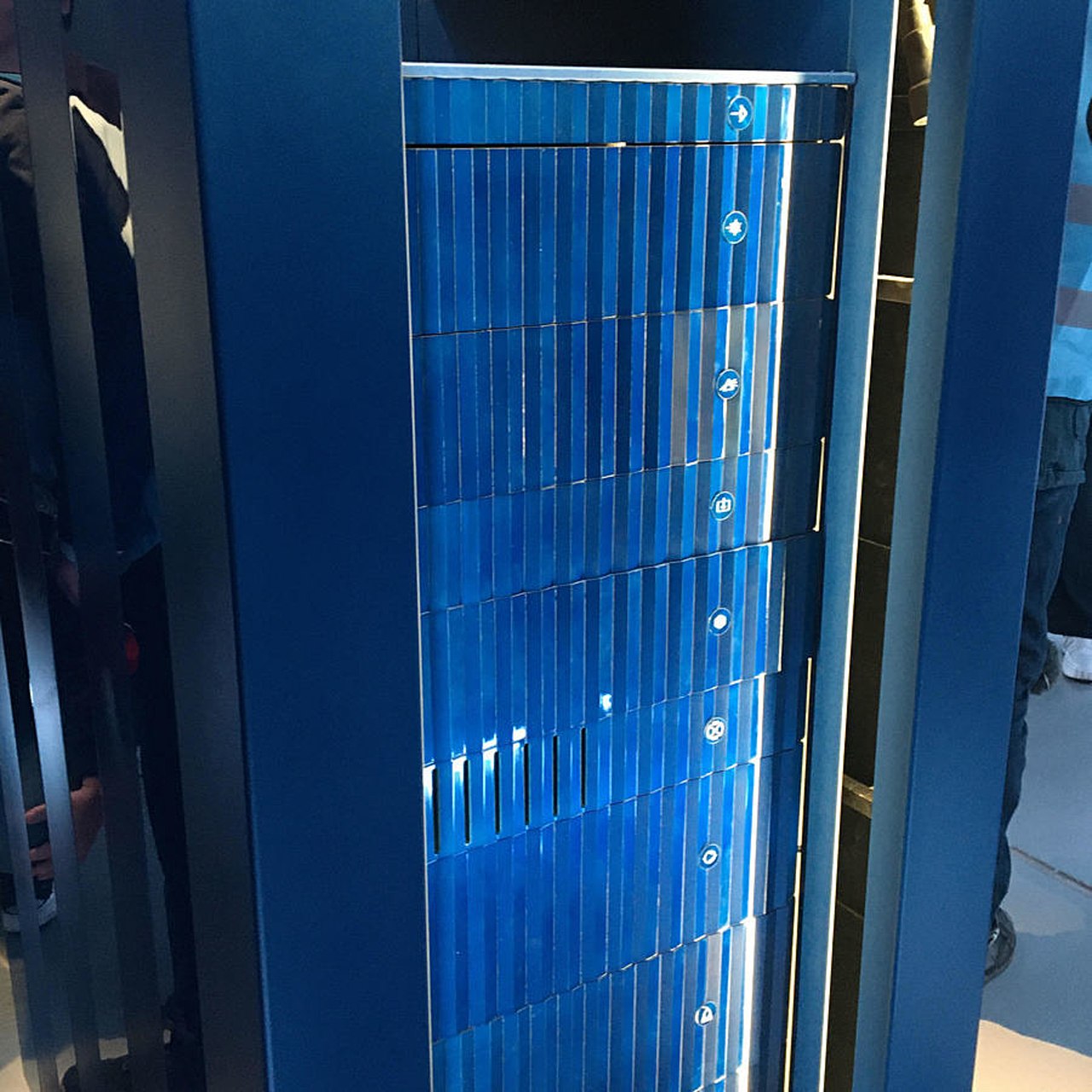 L'acquisition de l'ordinateur quantique photonique MosaiQ, développé par Quandela, permet un changement d'échelle et des "perspectives fascinantes", selon le directeur général d'OVHcloud. (Géraldine Tribault/Hospimedia)