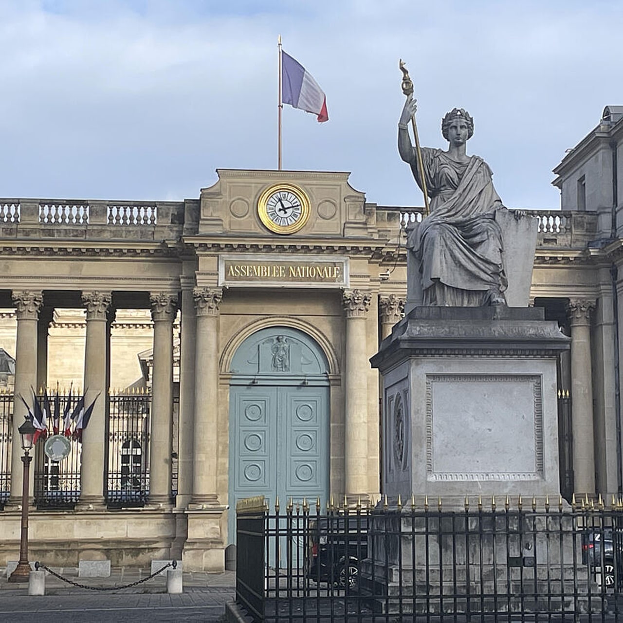 L'Assemblée nationale a mis en place une commission spéciale de 70 membres pour commencer à débattre du projet de loi. L'examen en séance publique commencera le 27 mai. (Jérôme Robillard/Hospimedia)