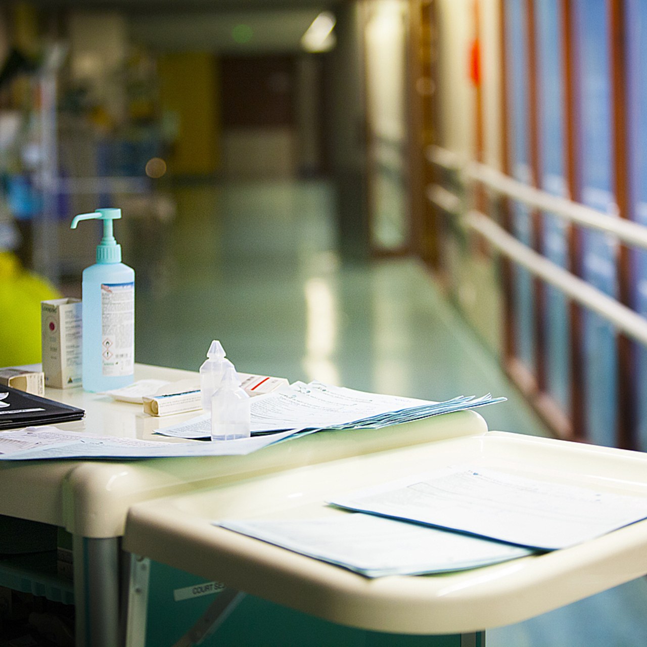 Le HCSP recommande d'intégrer au plus vite les établissements médico-sociaux dans le dispositif de surveillance de la qualité de l'air intérieur. (Amélie Benoist/Image Point FR/BSIP)