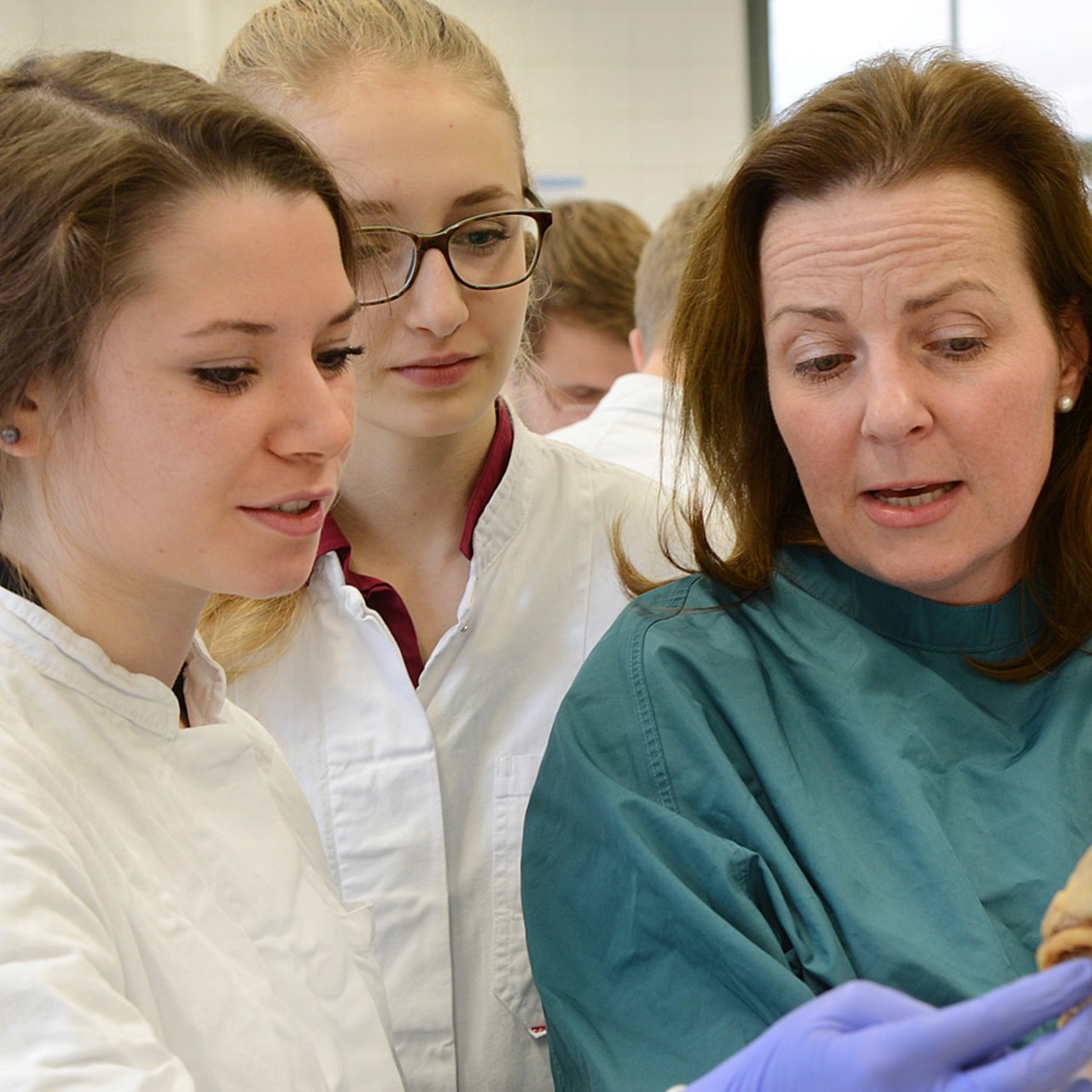 En 2025, Donner des elles à la santé appelle le terrain à se mobiliser pour plus d'égalité professionnelle. (DPA Picture Alliance/BSIP)