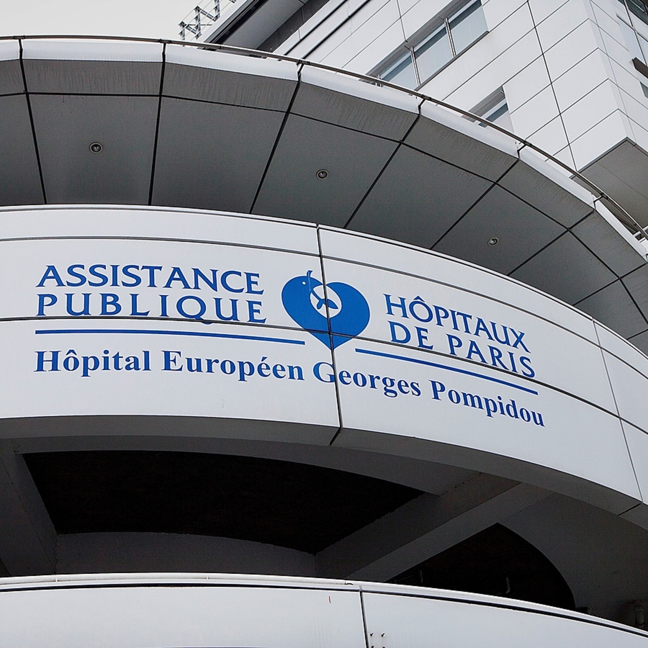 Preuve de sa dynamique d'activité retrouvée, l'AP-HP a recruté près de 570 ETP infirmiers de plus que prévu en début d'année, permettant in fine de rouvrir 375 lits là où le prévisionnel initial ne tablait que sur 125 réouvertures. (LPN/Image Point FR/BSIP)