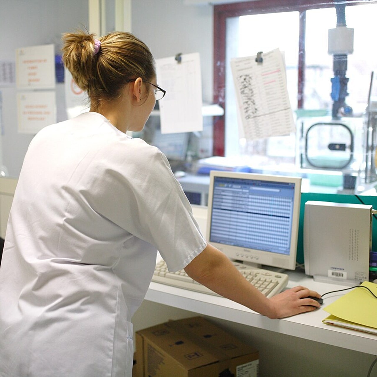 La DNS ambitionne de doter tous les professionnels de santé d'une version logicielle adaptée à leurs attentes et aux usages de Mon espace santé. (Burger/Phanie)