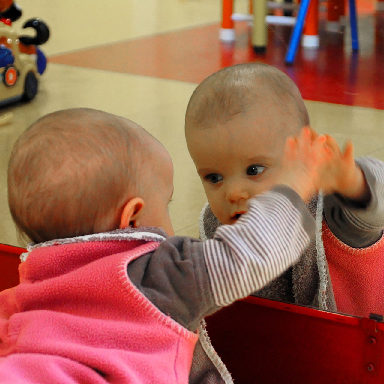 Depuis décembre 2023, l'unité bébé de l'hôpital Valvert a reçu cinquante enfants orientés par les professionnels de la petite enfance, sur environ sept cents inscrits dans les soixante-neuf crèches. (Legoupi/Image Point Fr/BSIP)