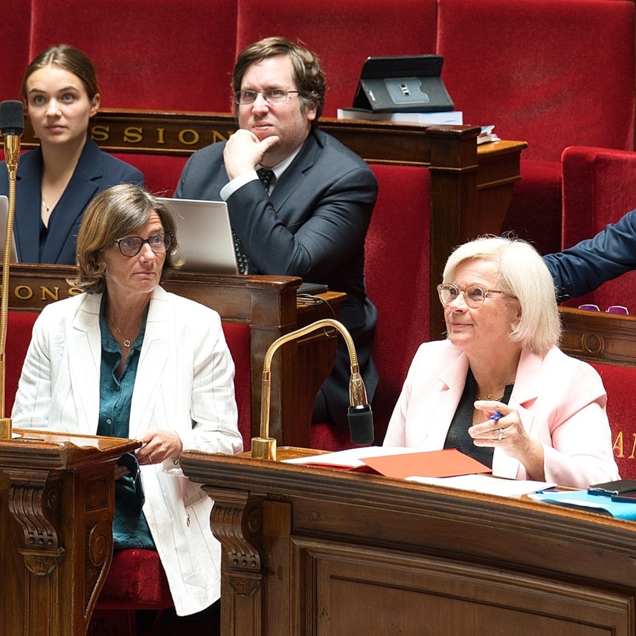 Désormais ministre du Travail, de la Santé, des Solidarités et des Familles, Catherine Vautrin devra cette fois-ci porter deux textes de loi différents sur la fin de vie. (Morcillo/Image point FR/BSIP)