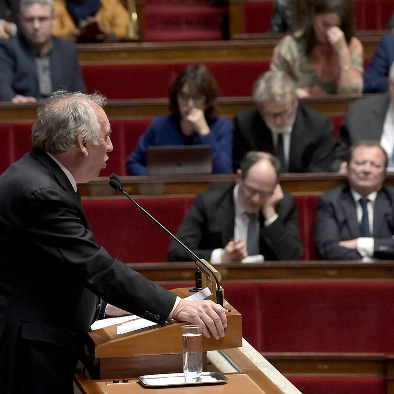 Ce 3 février, François Bayrou a engagé la responsabilité de son gouvernement pour l'adoption du projet de loi de finances tel que proposé par la commission mixte paritaire. (Harsin/Sipa)