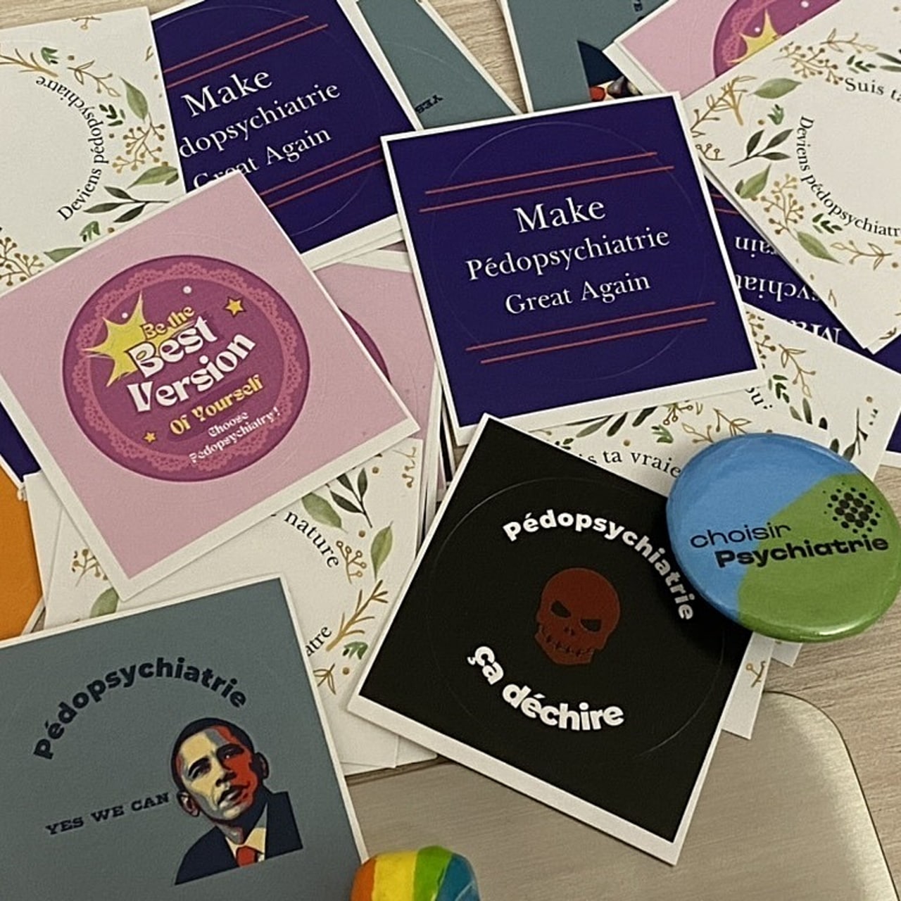 Grâce au caractère pédagogique, convivial, voire festif des Nuits de la psychiatrie et les échanges facilités entre étudiants et professionnels, la discipline espère contribuer à résoudre la crise d'attractivité actuelle. (Caroline Cordier/Hospimedia)