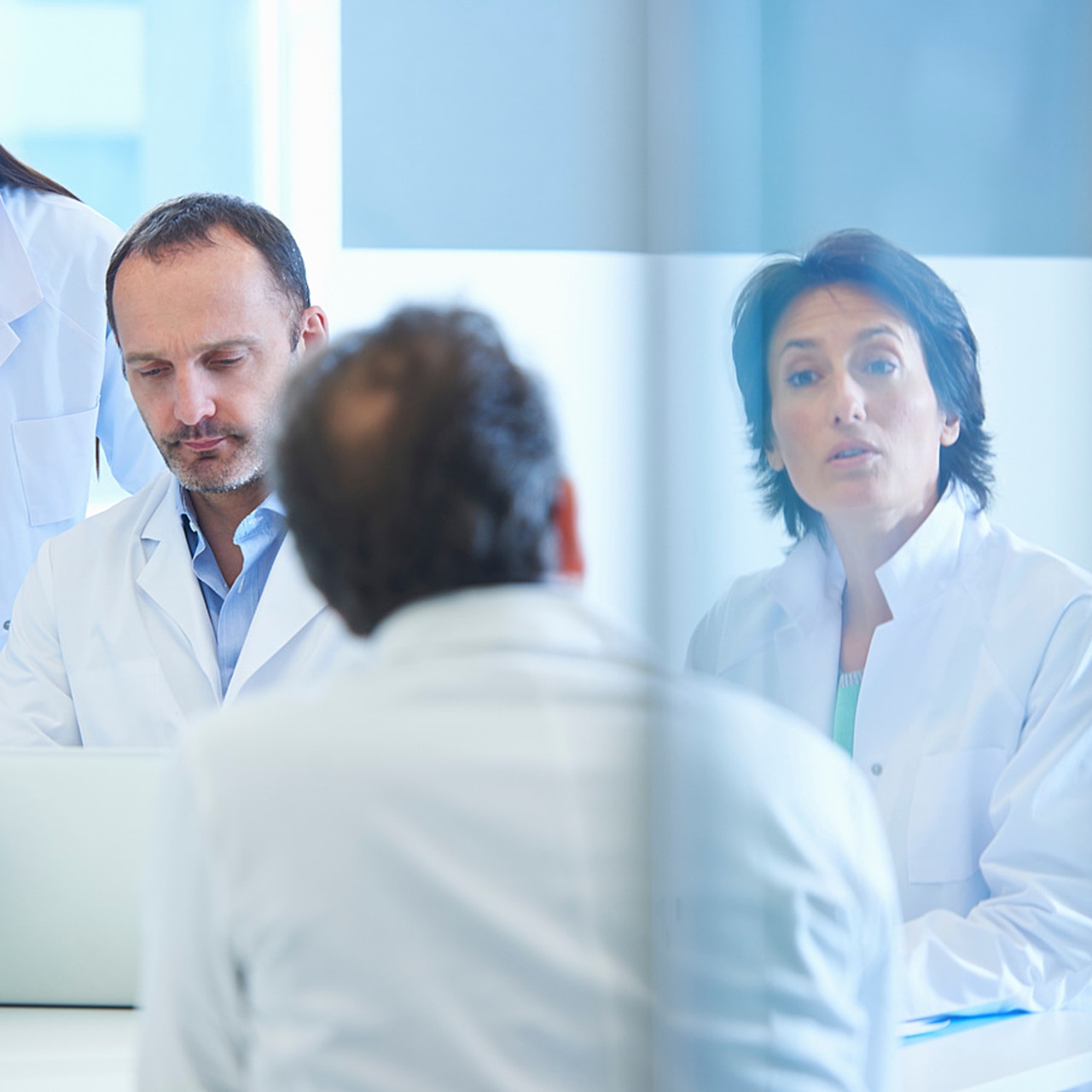 Les trois conférences portent des propositions concrètes pour valoriser l'expérience et l'expertise des praticiens élus à la tête des CME et CMG. (Image source/BSIP)