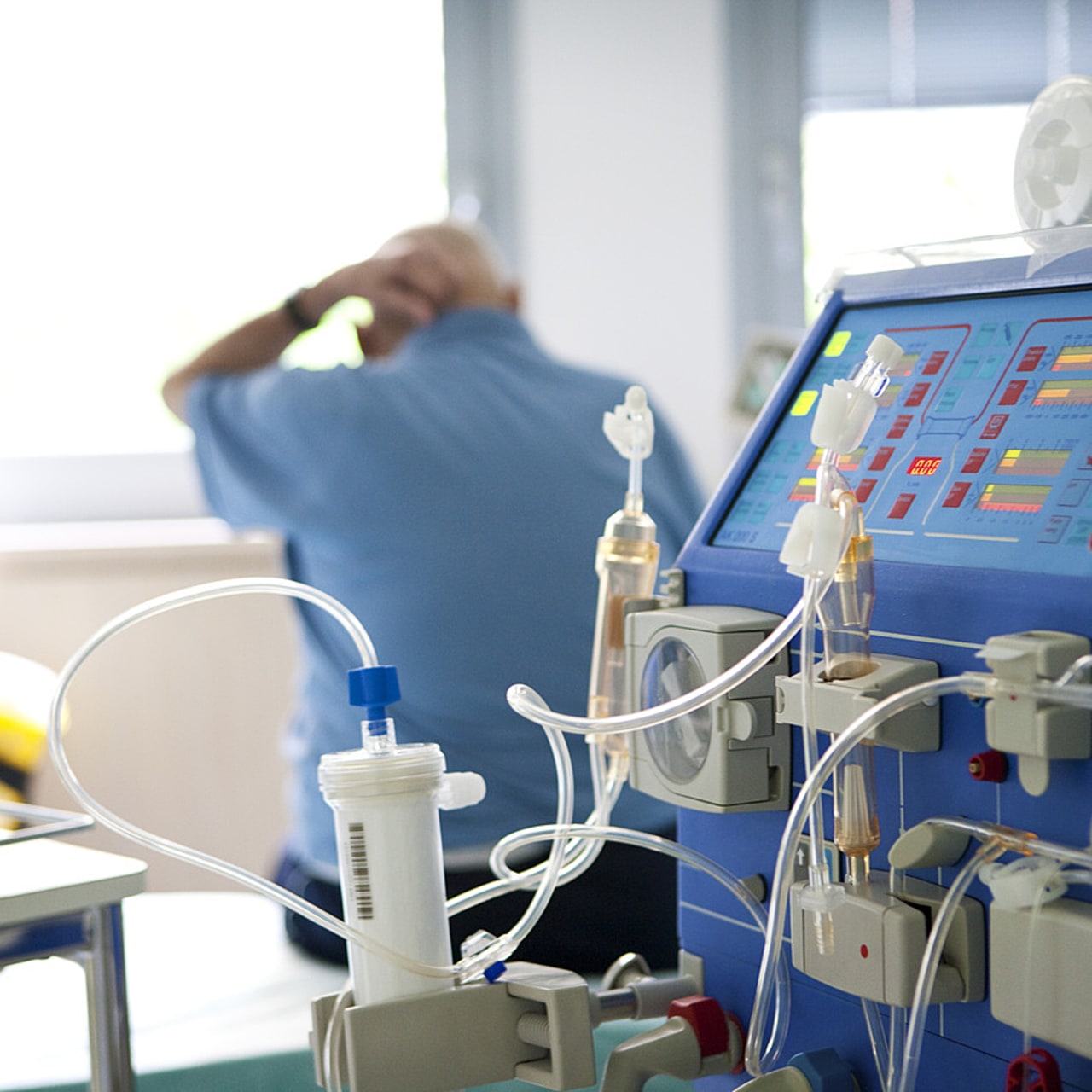 La dialyse est un traitement lourd pour les patients et implique une dégradation de la qualité de vie, en raison de sa régularité, du temps consacré et des symptômes de douleur et de fatigue. (Amélie Benoist/Image point FR/BSIP)