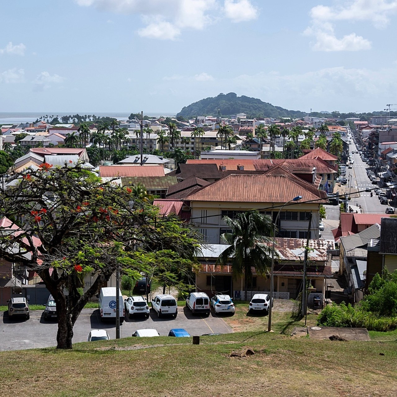 Les postulants pour devenir le premier directeur général du futur CHU de Guyane ont jusqu'au 8 avril pour se faire connaître. Quant au volet hospitalo-universitaire du nouvel ensemble hospitalier, il devrait être scellé début juin. (Jacques Witt/Sipa)