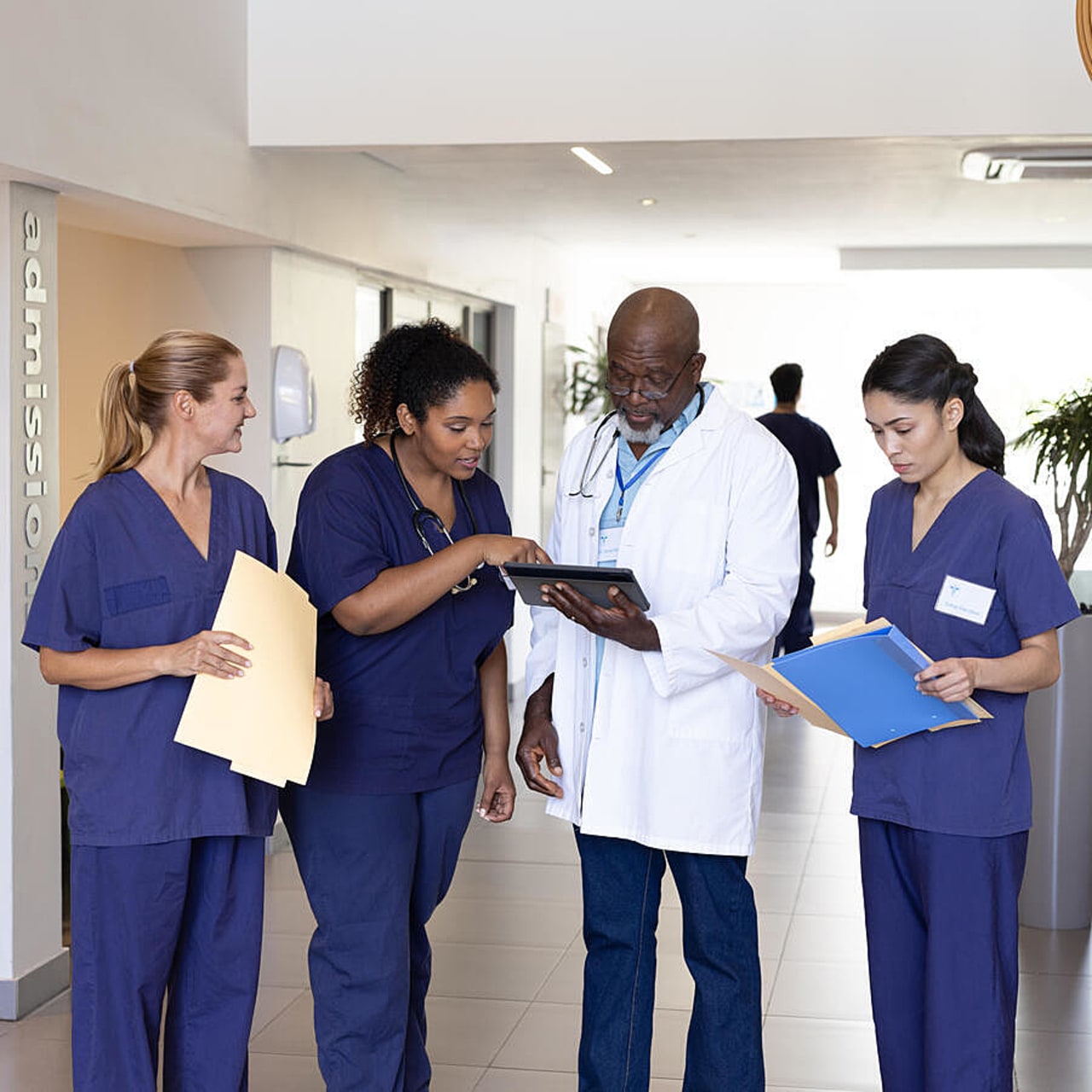 La culture du monde de la santé est de considérer le temps soignant toujours comme une activité visant un résultat et pas suffisamment la prise en compte des émotions ressenties. (DPA Picture alliance / BSIP)