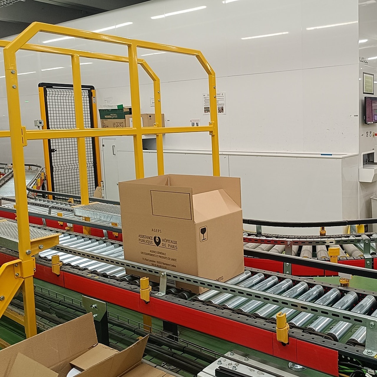 L'automatisation de la chaîne du médicament reste encore peu intégrée dans les établissements, avec moins d'un hôpital sur cinq disposant d'un équipement selon les dernières données. (Perrine Debacker/Hospimedia)