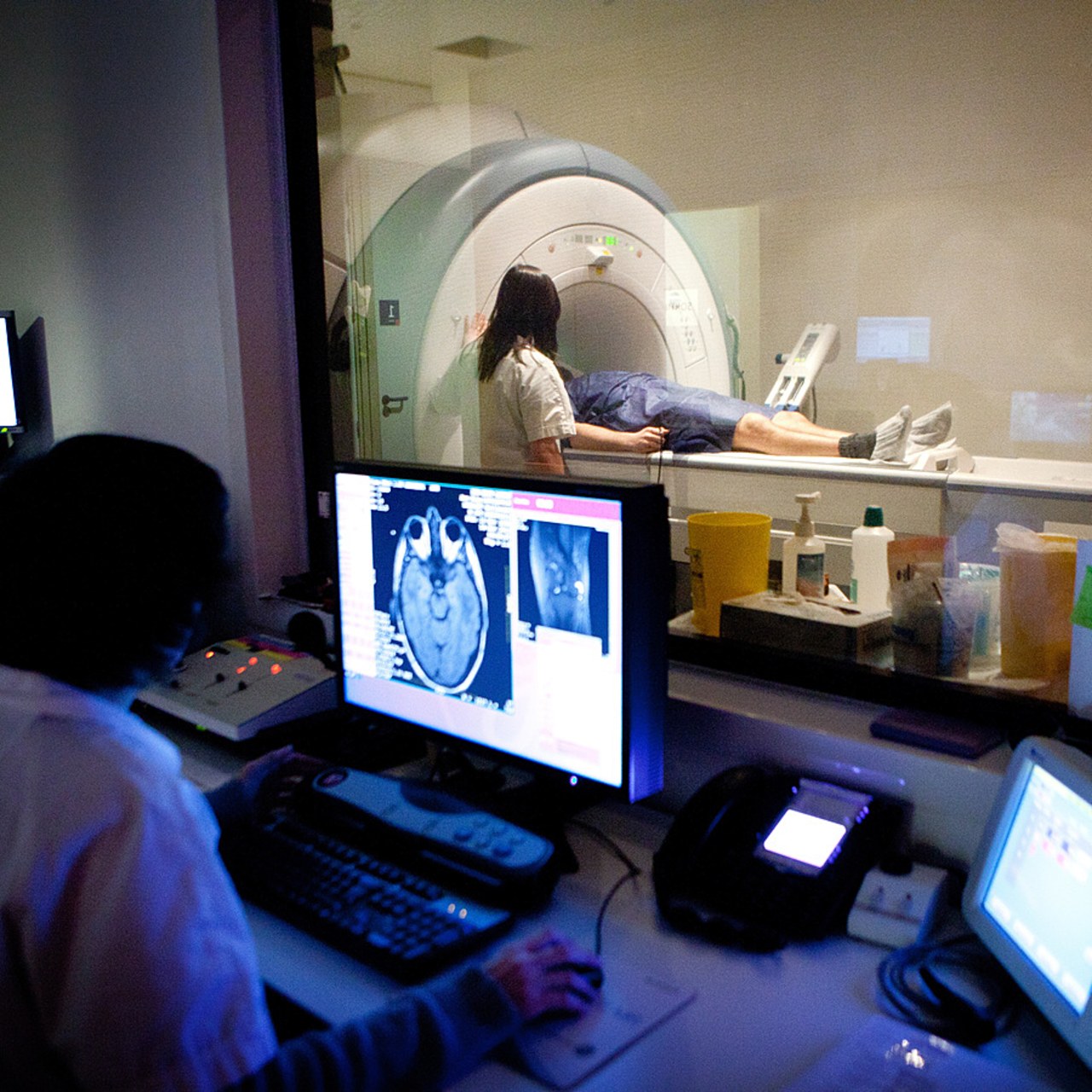 IA et robotique, cybersécurité, achats responsables, durabilité et neurosciences font partie des grands enjeux des journées d'ingénierie biomédicale. (Amélie Benoist/Image Point FR/BSIP)