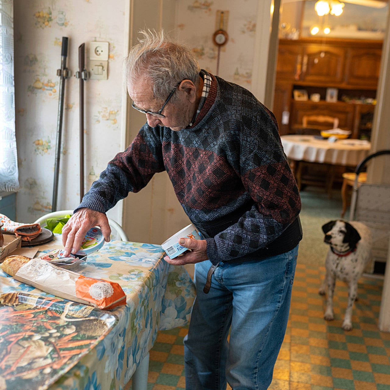 Une étude de l'Ancreai alerte sur la hausse de la vulnérabilité chez les majeurs protégés, plus âgés et isolés. (Morcillo/BSIP)