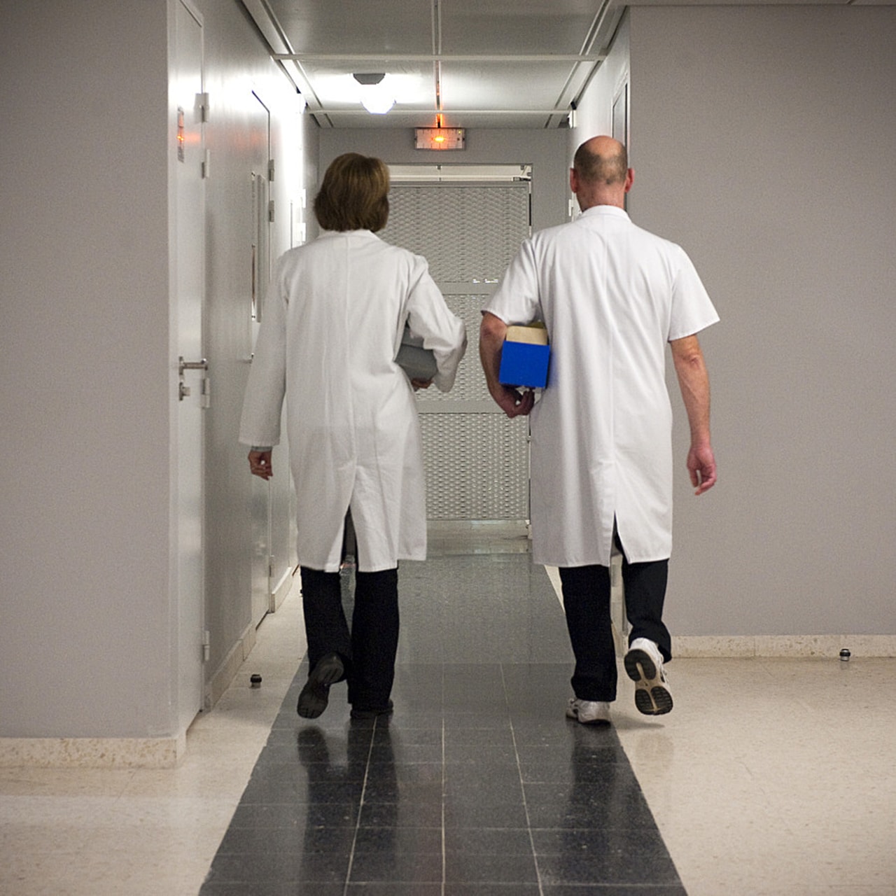 Le secteur de la psychiatrie dénonce un manque de concertation sur ce projet de "prison-hôpital" qu'il rejette au nom de l'indépendance du soin vis-à-vis de la Justice. (Vincent Wartner/BSIP)