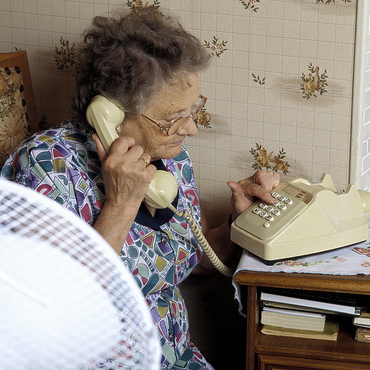 Les écoutants nécessitent une vraie expertise pour appréhender les nombreux enjeux des situations de maltraitances des personnes âgées. (May/BSIP)