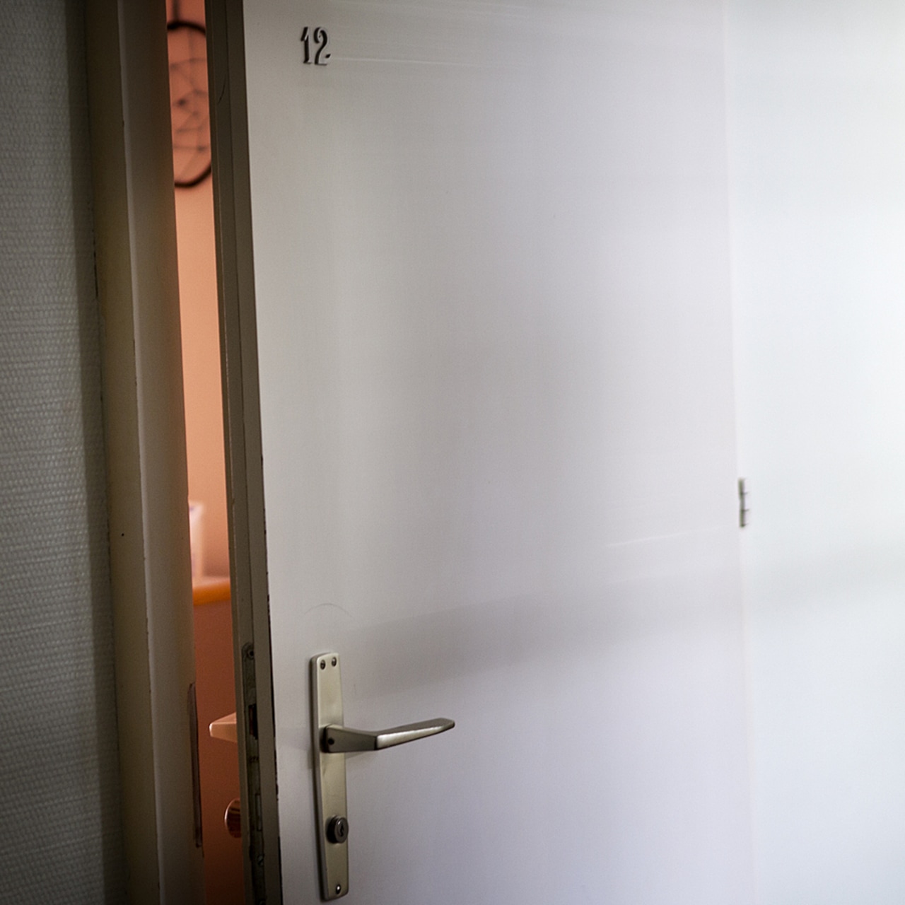 Dans son courrier de saisine à la contrôleuse générale des lieux de privation de liberté pour la Fondation Vallée, la ministre Stéphanie Rist évoque un "recours abusif et réglementaire à la mise en chambre d’isolement". (Amélie Benoist/Image Point FR/BSIP)