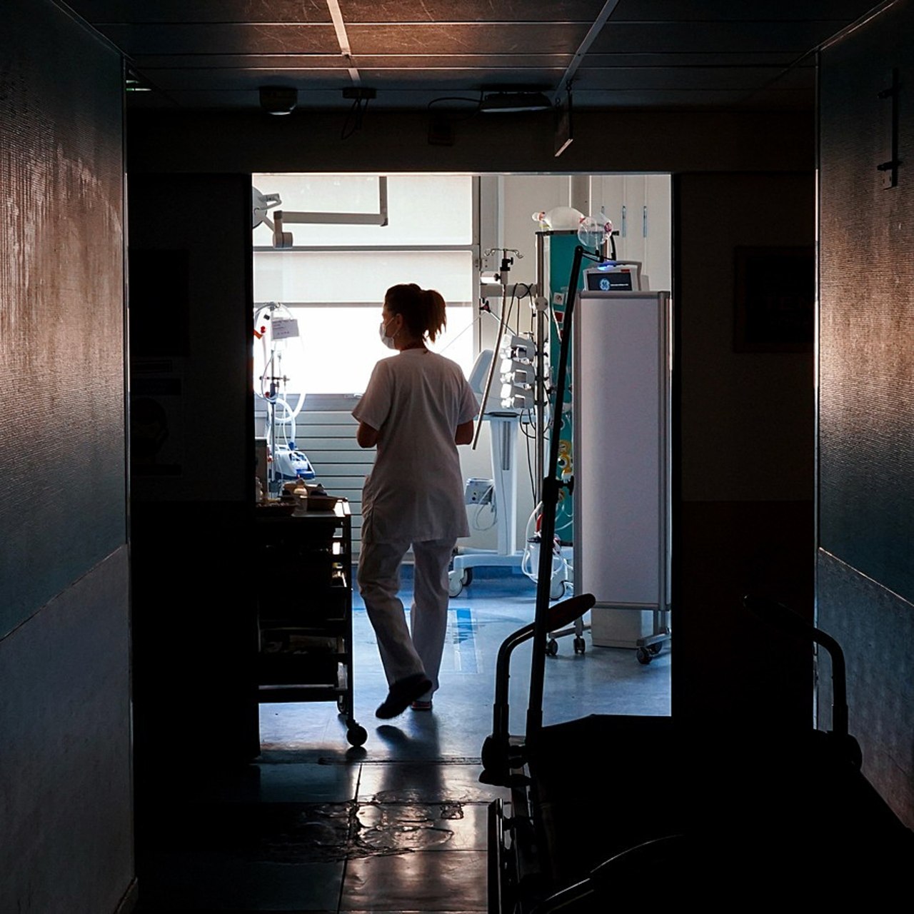 Pressés par le Conseil d'État, les pouvoirs publics souhaitent mettre fin aux disparités actuelles en matière d'autorisations spéciales d'absence dans la fonction publique. Une "régression sociale généralisée", pour les syndicats, pour qui le droit actuel serait significativement réduit. (Tremelet/Image Point FR/BSIP)
