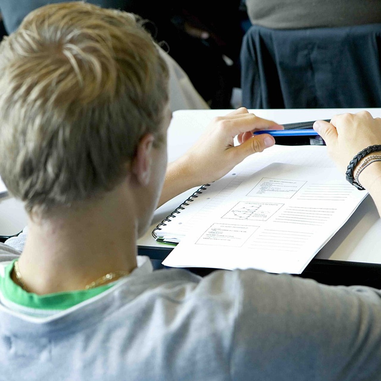 Les initiatives pour améliorer la qualité de vie des étudiants se multiplient démontrant l'importance des enjeux de santé mentale des futurs professionnels de santé. (Bruno/Image Point FR/BSIP)