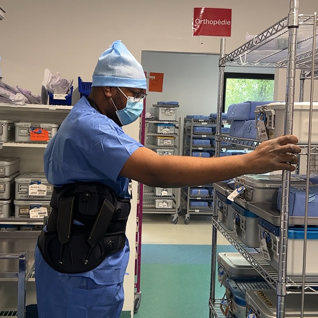 L'exosquelette, un outil de prévention contre les troubles musculo-squelettiques