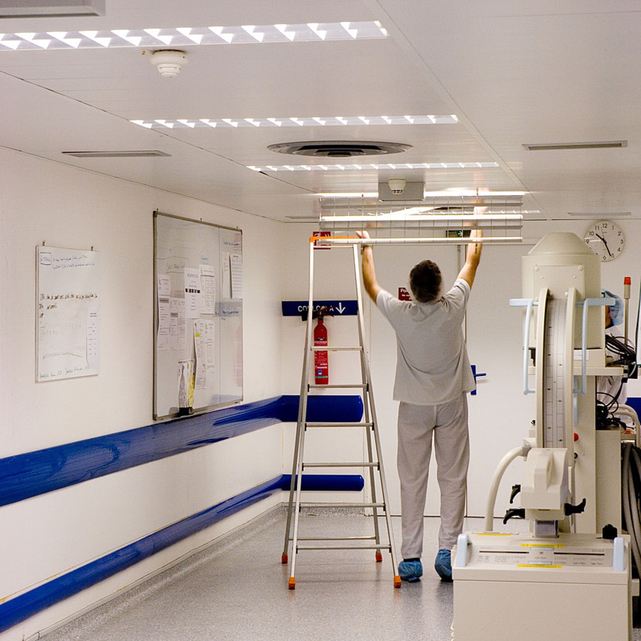 Des actions simples permettent de réduire le "bruit de fond électrique" de son bâtiment