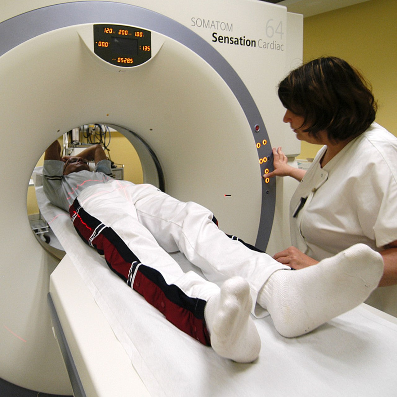 En cinq ans, grâce au dépistage, le nombre de décès liés au cancer du poumon qui pourraient être évités est estimé à 13 000. (Raguet H./BSIP)