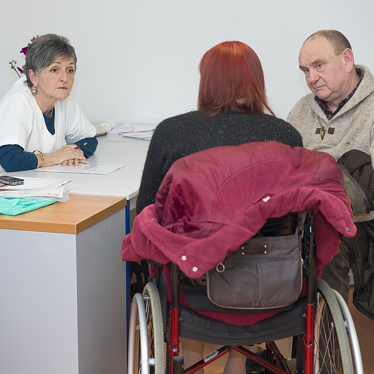 Le nouveau cahier des charges va permettre une stabilisation des moyens de ces consultations. (A. Noor/Image Point FR/BSIP)