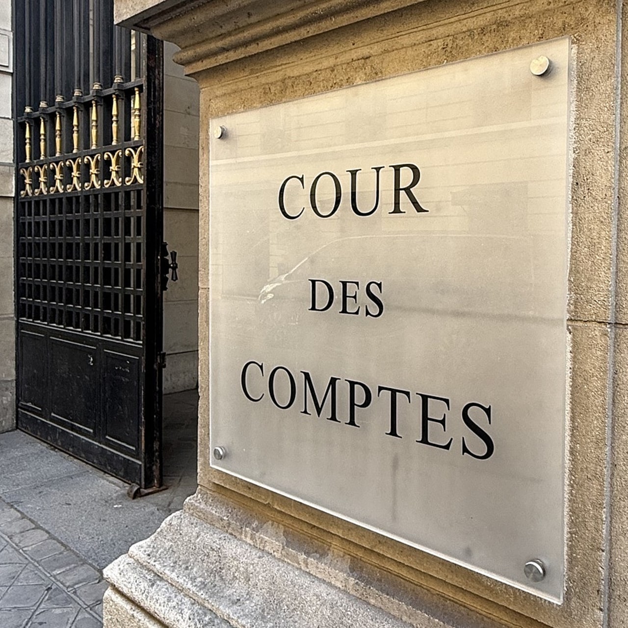 Dépassant largement la trajectoire d'efforts budgétaires fixée par l'exécutif pour un retour à l'équilibre des comptes sociaux, la Cour des comptes vise un objectif annuel beaucoup plus ambitieux de 10 milliards d'euros d'efforts, hors coûts de crise. (Caroline Cordier/Hospimedia)