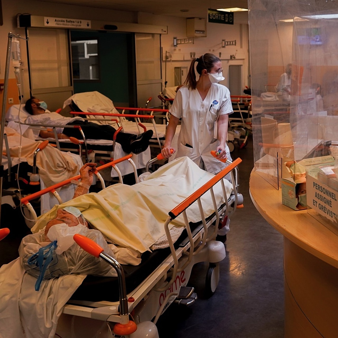 Le contenu de la feuille de route nationale sur l'aval des urgences s'appuiera sur les recommandations de la mission flash lancée l'an dernier et qui doivent être remises le 15 juillet à Stéphanie Rist. L'objectif est de généraliser des pratiques existantes mais à l'application beaucoup trop disparate. (Tremelet/Image Point FR/BSIP)
