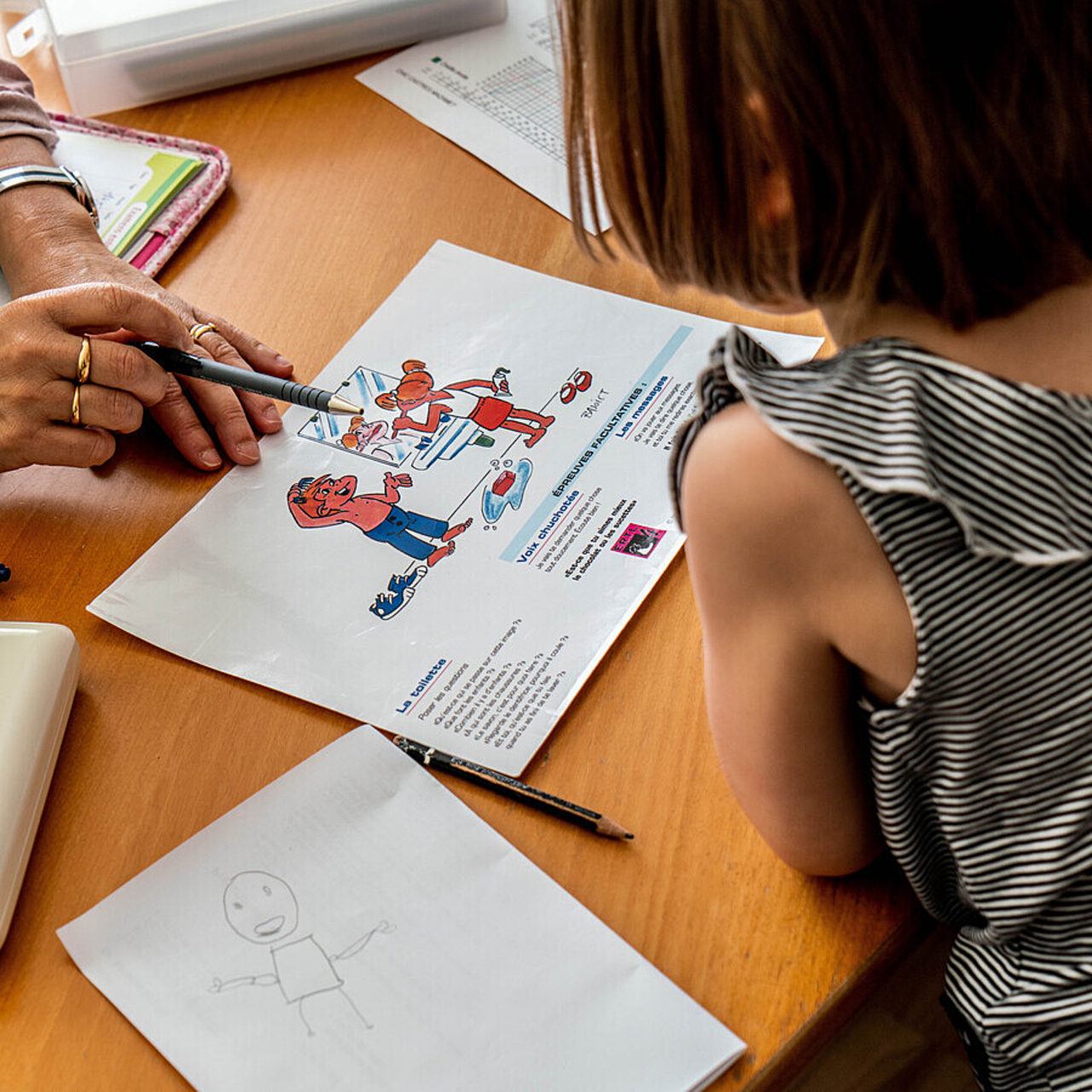 Stéphanie Rist est appelée à revoir en urgence son "plan" pour la santé mentale des jeunes