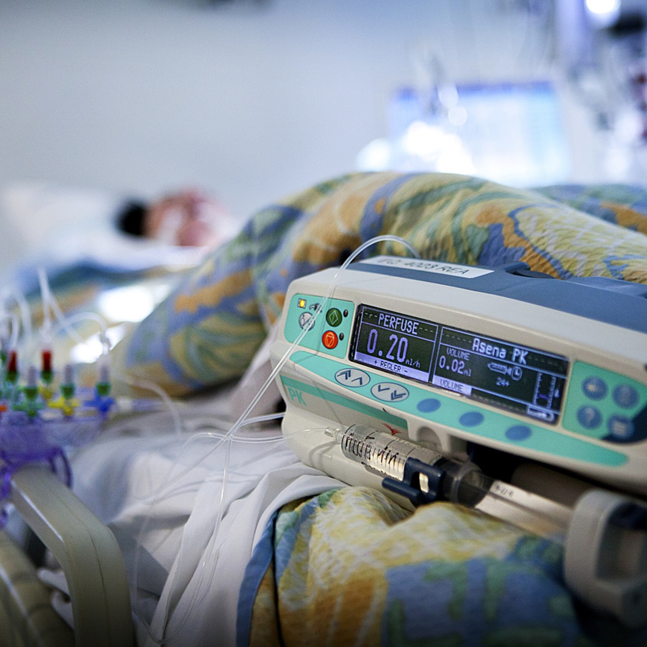 Des mesures de contrôle autour d'un patient porteur d'Abri distinguent les services à risque (réanimation et grands brûlés) des autres services. (Amélie Benoist/Image Point FR/BSIP)