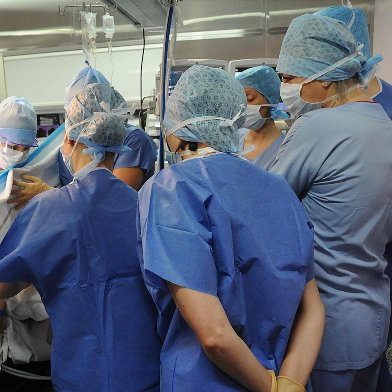 En matière de travail temporaire, un montant plafond spécifique pour les infirmiers exerçant en bloc opératoire n'est pas réglementairement fixé. (Pascal Bachelet/BSIP)