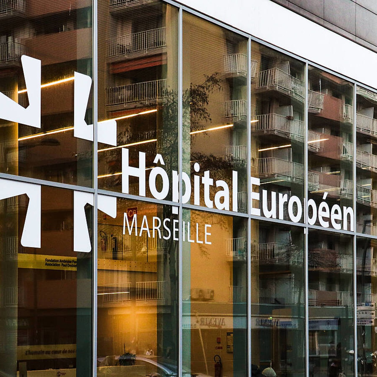 À l'Hôpital européen de Marseille, une pharmacienne directrice des projets médicaux porte une approche d'achat de dispositifs médicaux qui s'appuie sur la valeur en santé. (Adil Benayache/Sipa)
