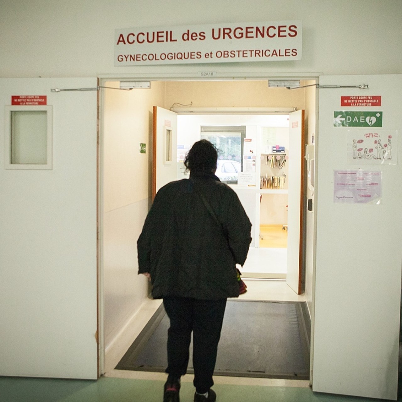 L'accueil aux urgences gynécologiques reste une étape complexe et redoutée lors d'un arrêt précoce et spontané de grossesse. Des pistes d'évolution sont en cours de réflexion. (Jessica Bordeau/Image Point FR/BSIP)