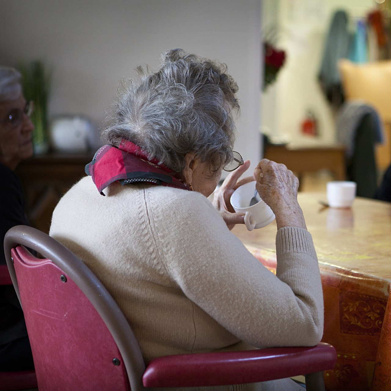 Le calendrier politique inquiète le Collectif maladies neurodégénératives qui demande une véritable mise en œuvre de la stratégie avant l'élection présidentielle de 2027. (Amélie Benoist/Image Point FR/BSIP)